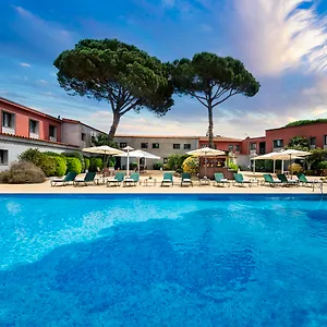 Hotell Salles Aeroport De Girona, Riudellots de la Selva
