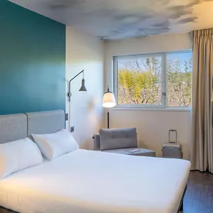 Ibis Barcelona Aeropuerto Виладеканс